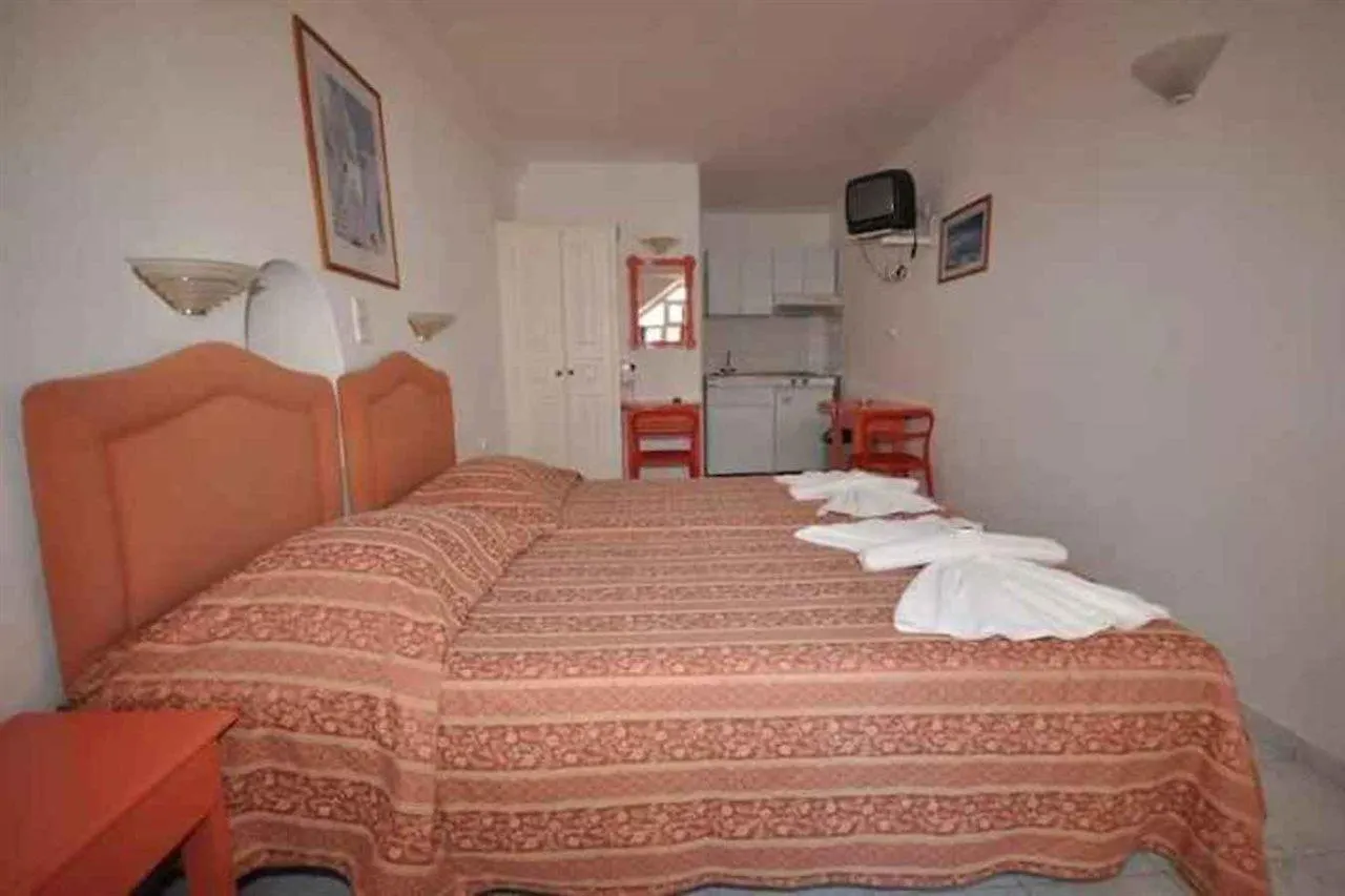 Domna Lakka Studios Mykonos Town 2*,